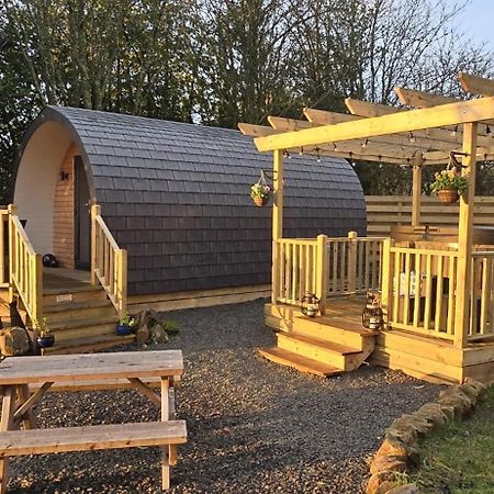 Campsie Luxury Pods With Hot Tub Hotel Glasgow Kültér fotó